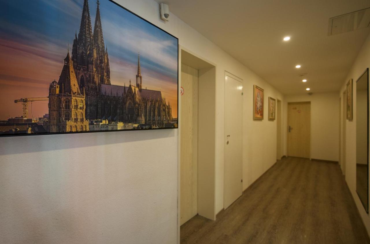 Hotel Merian Кёльн Экстерьер фото
